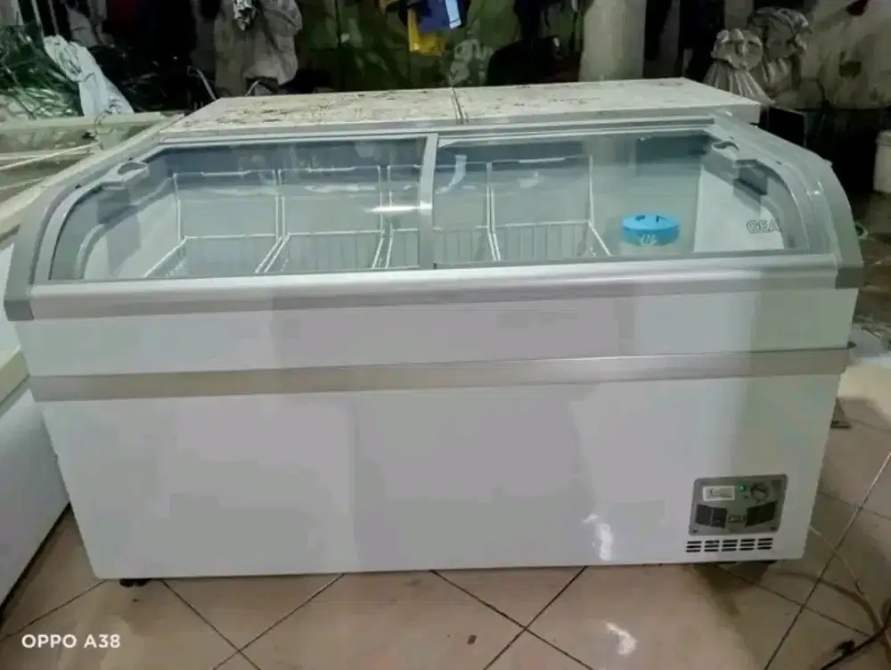 Freezer seleding kaca mrk GEA AB 500 L