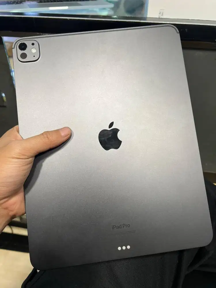Ipad pro m4 13 inch 256 wifi only ex inter bh 100