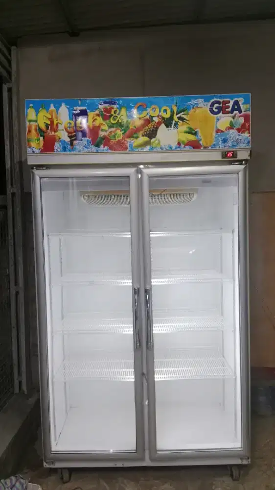 Chillir showcase 2 pintu mrk GEA