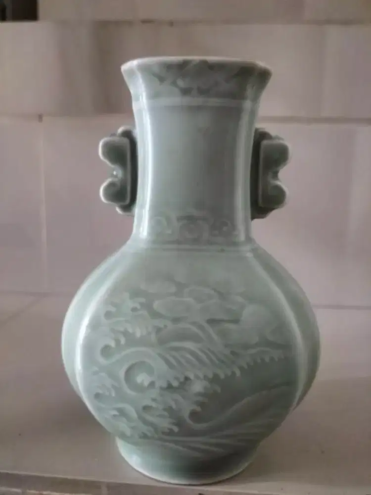 Keramik ijo Tinggi 19 cm