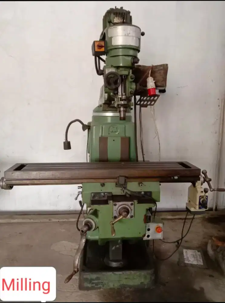 Dijual mesin milling second berkualitas