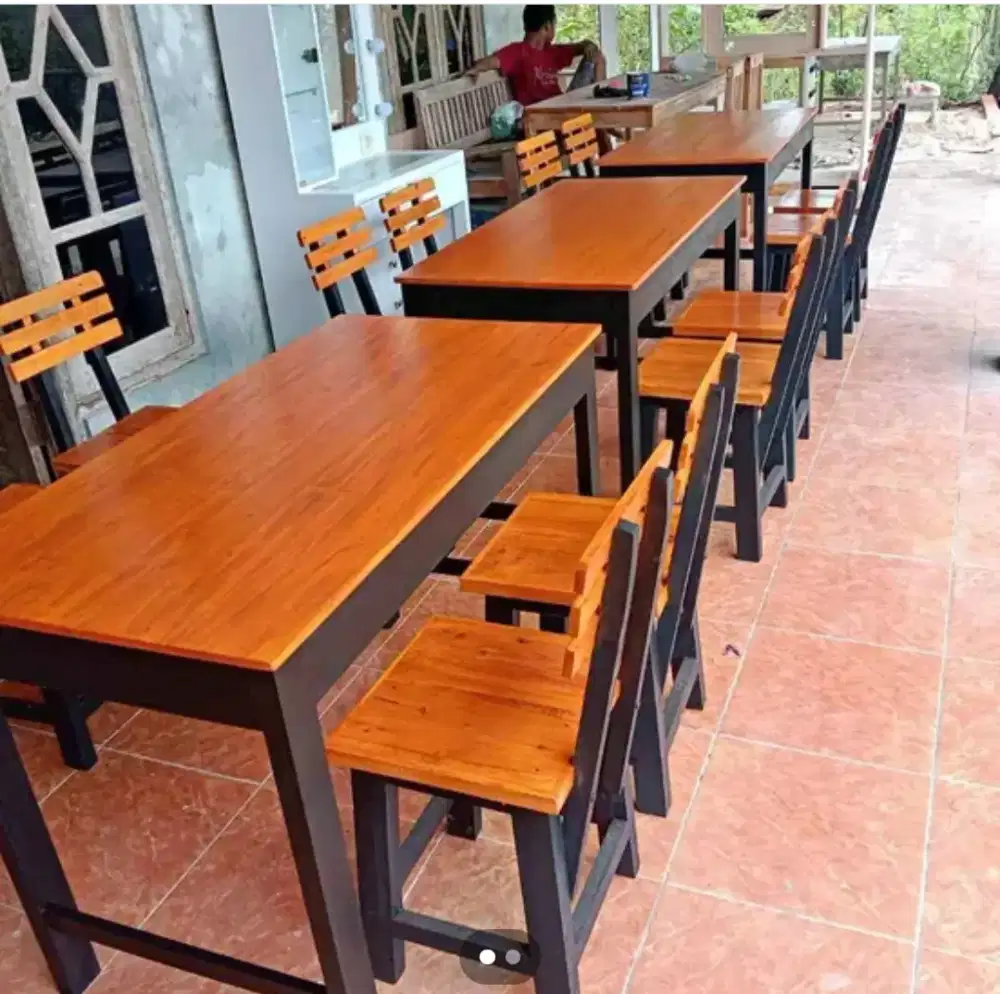 di juwal meja kursi makan 1 set