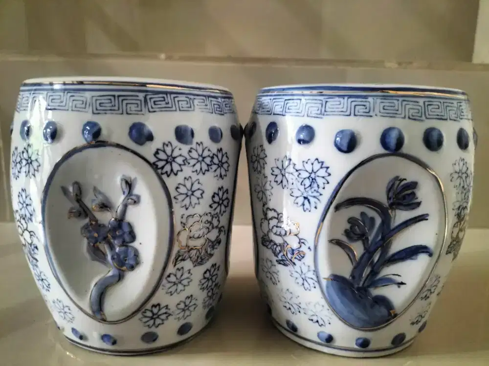 Keramik Tempat Duduk Kecil Tinggi 15 cm