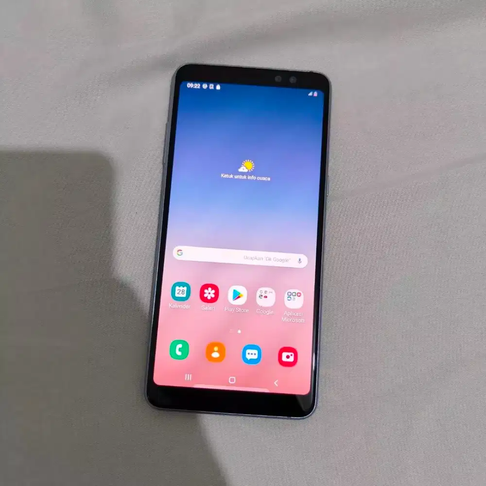 Samsung A8+ 6/64 nego