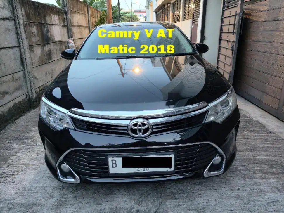 Toyota Camry V AT Matic 2018 Hitam Gress Terawat