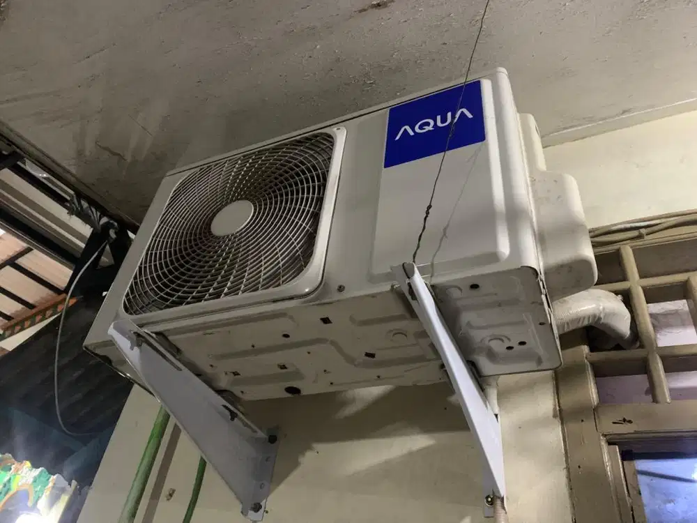 Dijual AC Merk Aqua 1/2pk