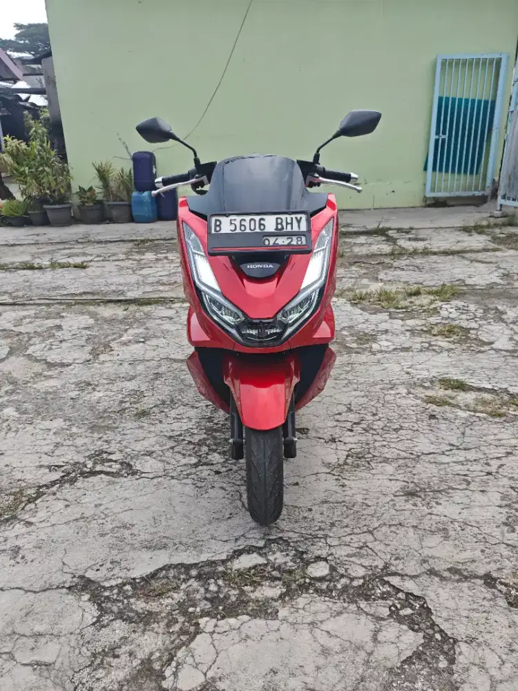 Sale Honda PCX New 160cc lengkap Cakep