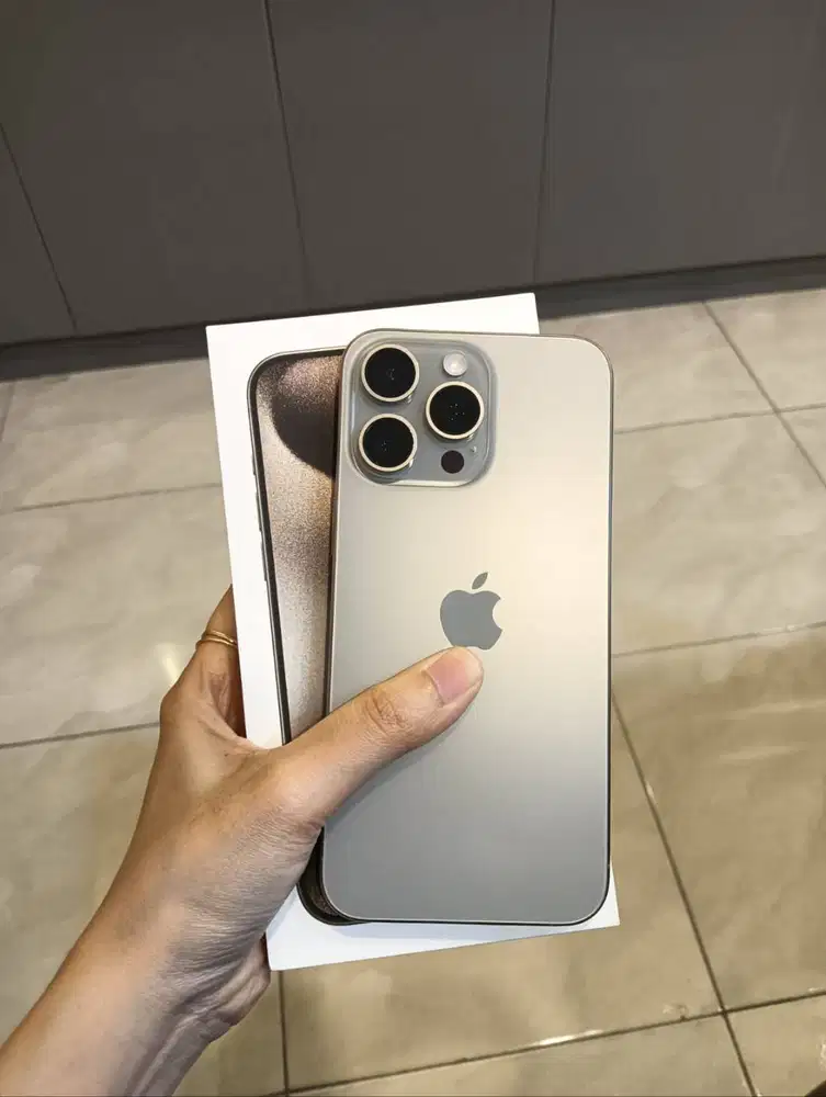 Iphone 15 Pro max 256gb resmi indo mulus