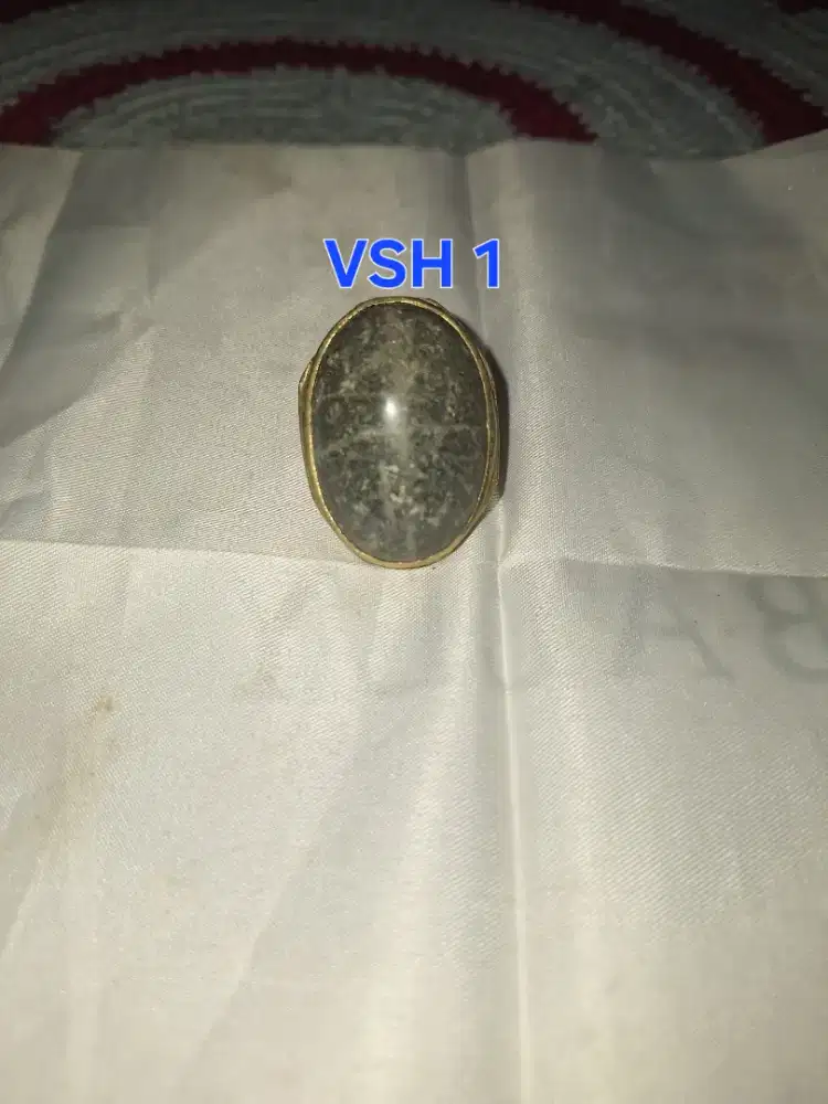 Batu cincin VSH 1 
Batu cincin tapak jalak 
Limited edition 
Barang te
