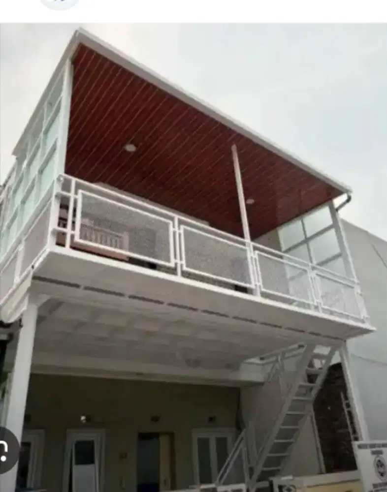 Mezanine autdor dak besi