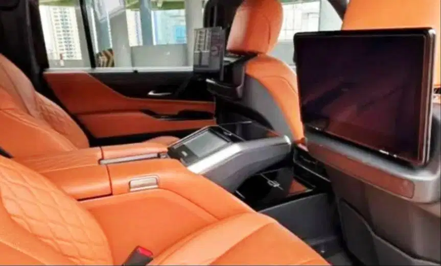 2022 Lexus LX600 VIP 4 Seat Independent Captain Seat + 540 jt Dr 7Seat