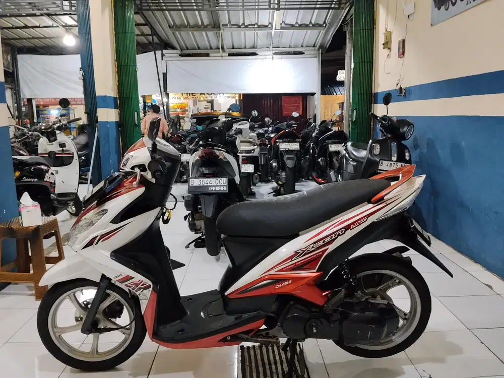Jual Yamaha xeon karbu 2012 siap pakai