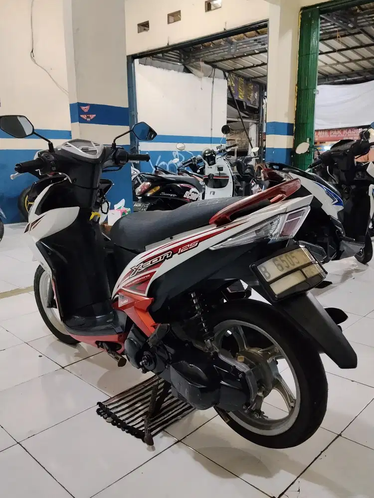 Jual Yamaha xeon karbu 2012 siap pakai