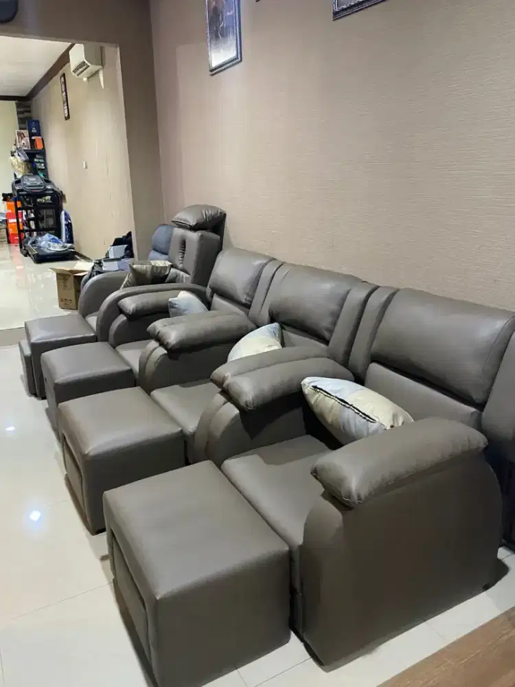 service sofa refleksi pijat
