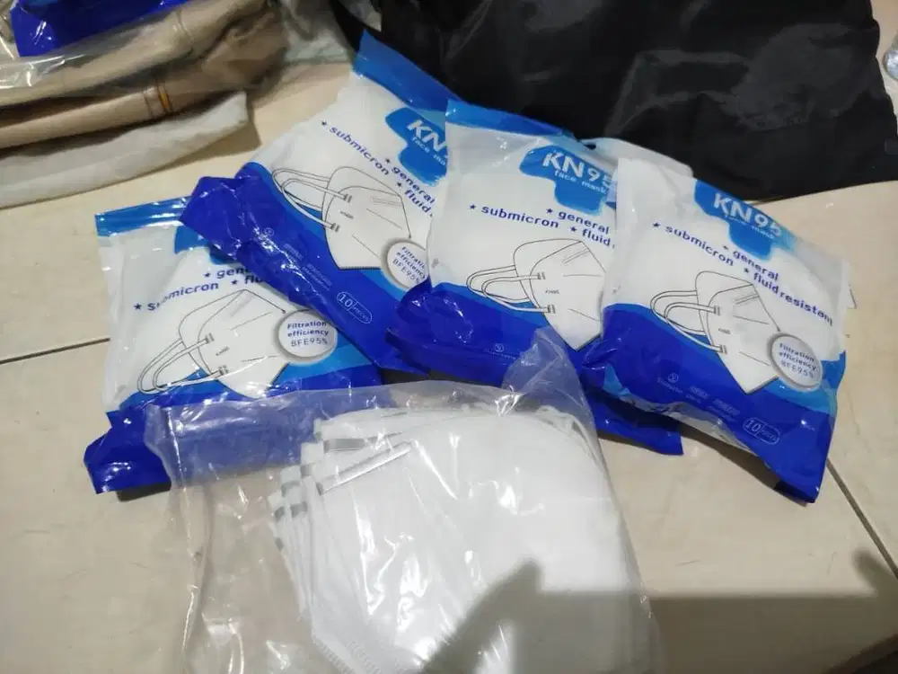 BARU SEGEL MASKER KN95 1 PACK ISI 10S + 20S