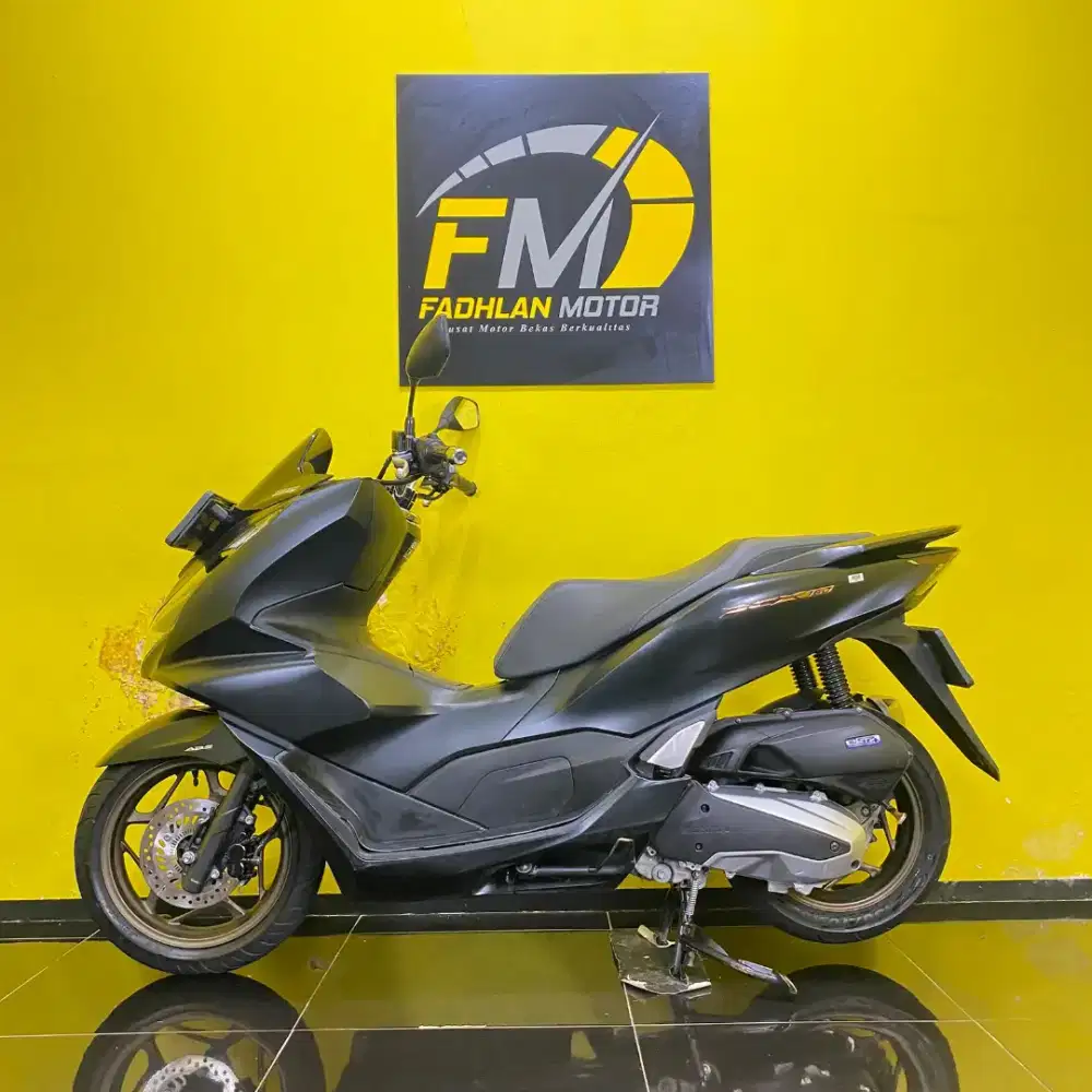 Honda PCX 160 ABS Tahun 2024 Km low full orisinil Joss Istimewa