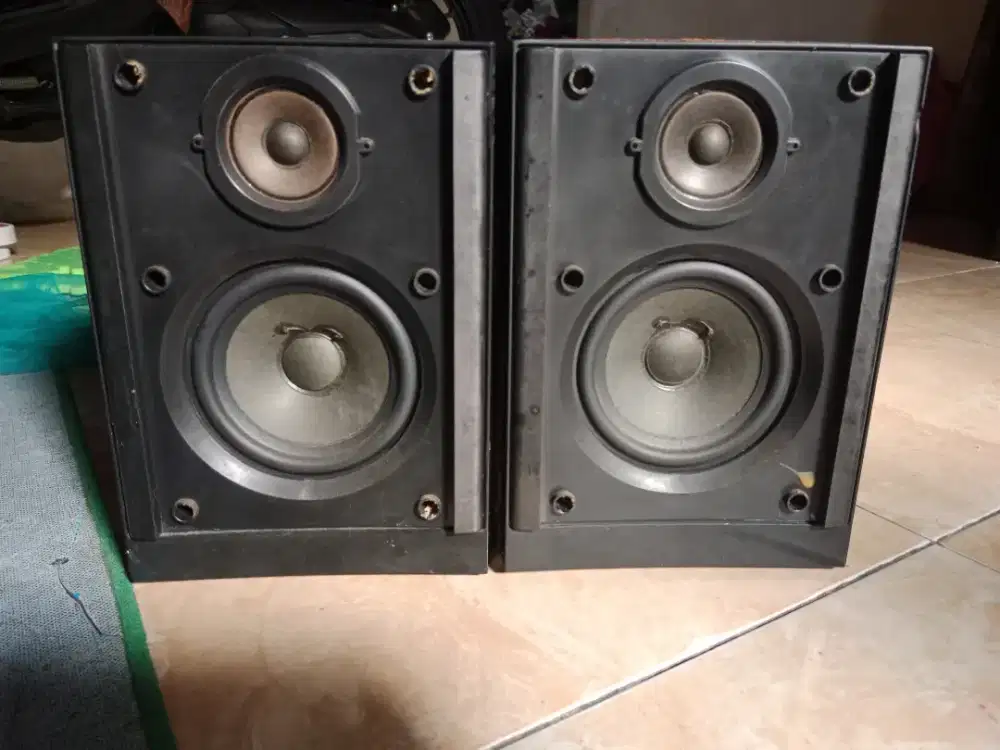 Speaker pasif LG 4,5 inch 2 way