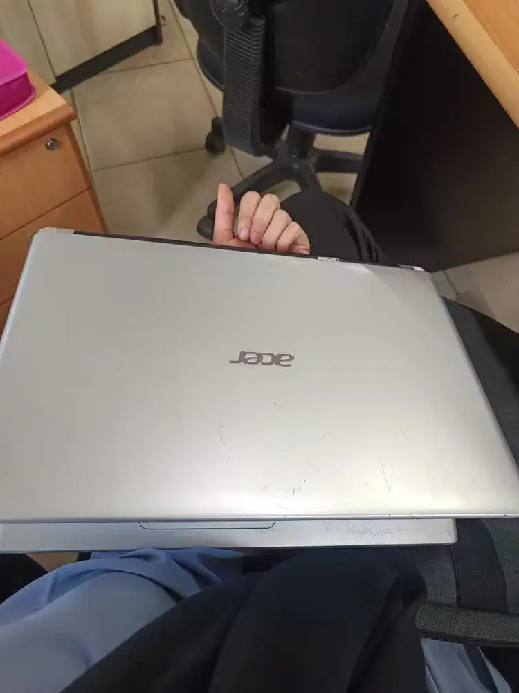 Djual leptop acer noken negoin aja