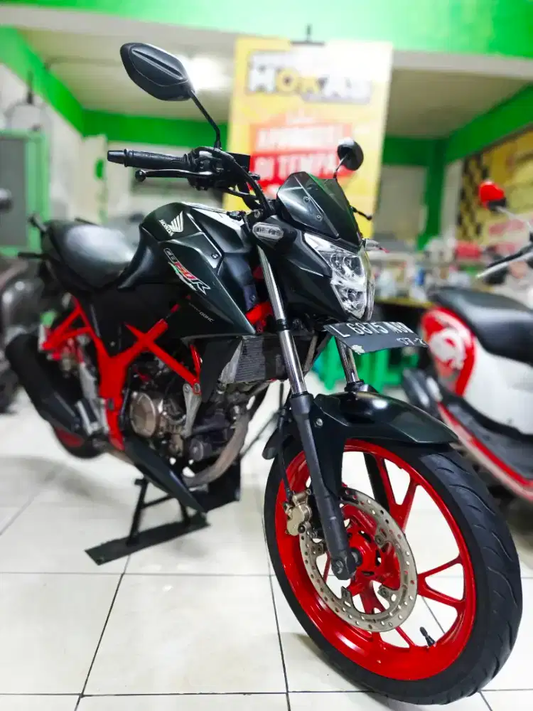 Ar.HONDA CB150R SE 2017 DP500