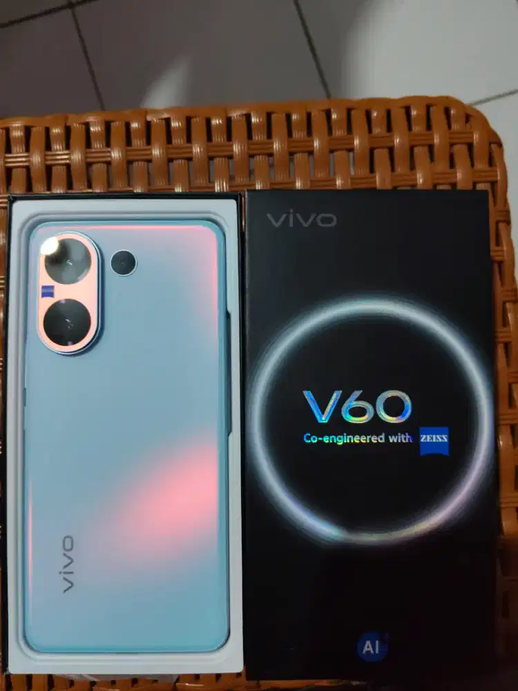 Vivo V60 8/256 Nominus