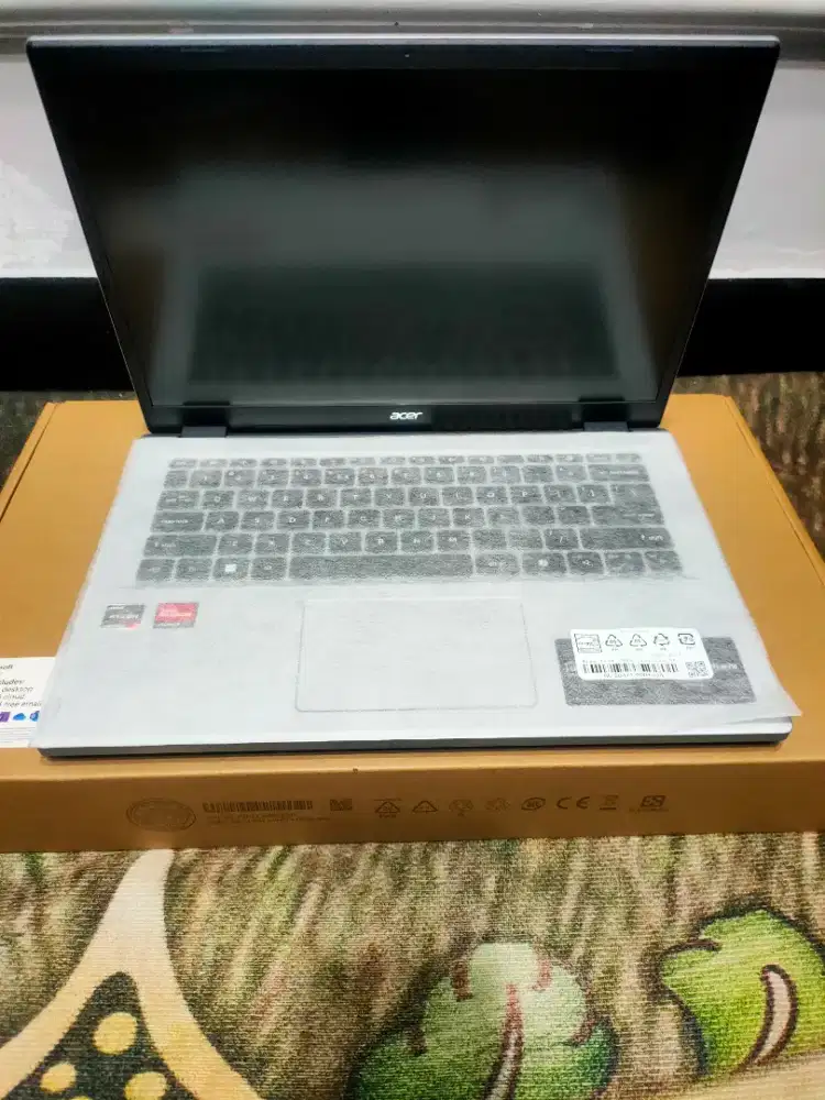 Jual Laptop Acer Aspire go fullset