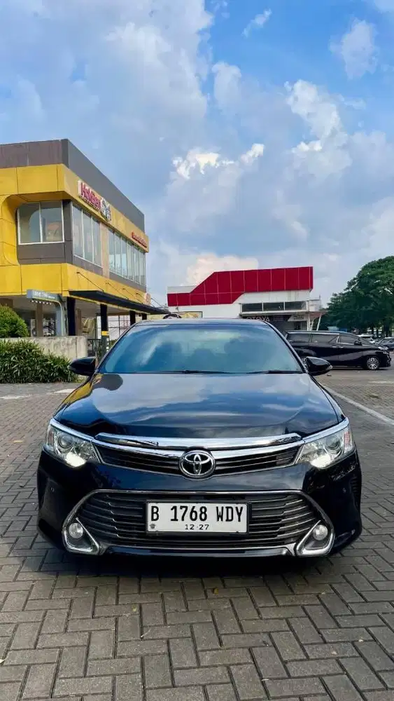 DP 25 JT # TOYOTA CAMRY 2.5 V AT 2016 HITAM KM LOW 68 RIBUAN