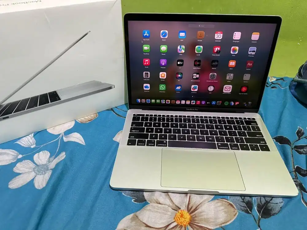 macbook pro 13 inc