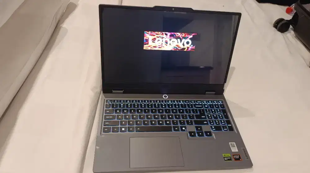 Laptop LOQ 15AHP10Gaming siap pakai