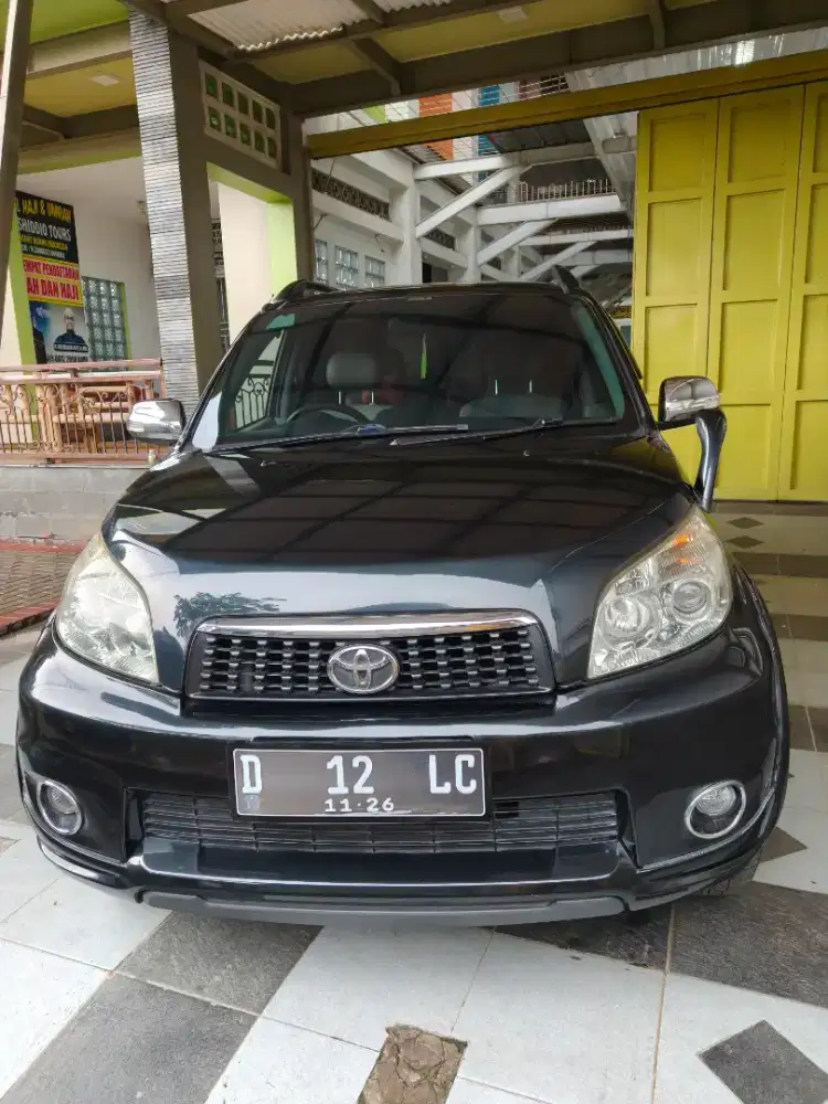 (1 tangan dari baru) TOYOTA RUSH S istimewa, AC double,Spion retrack