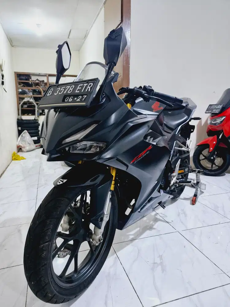 [Cash/Kredit] New CBR 150 R 2022 Cover Jabodetabek