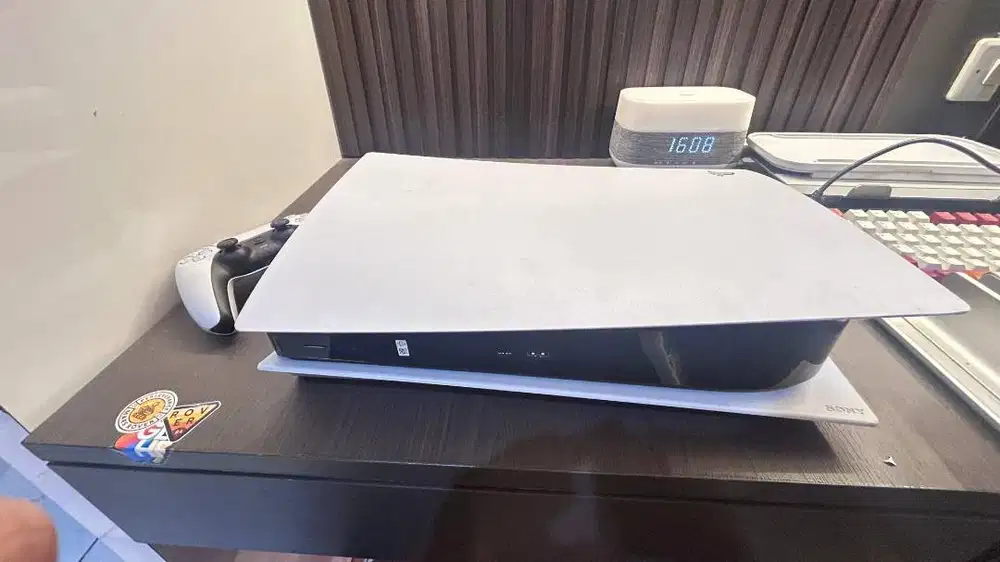 Sony Playstation 5/ PS5 Disc Version CFI -1118A Latest firmware 25.06