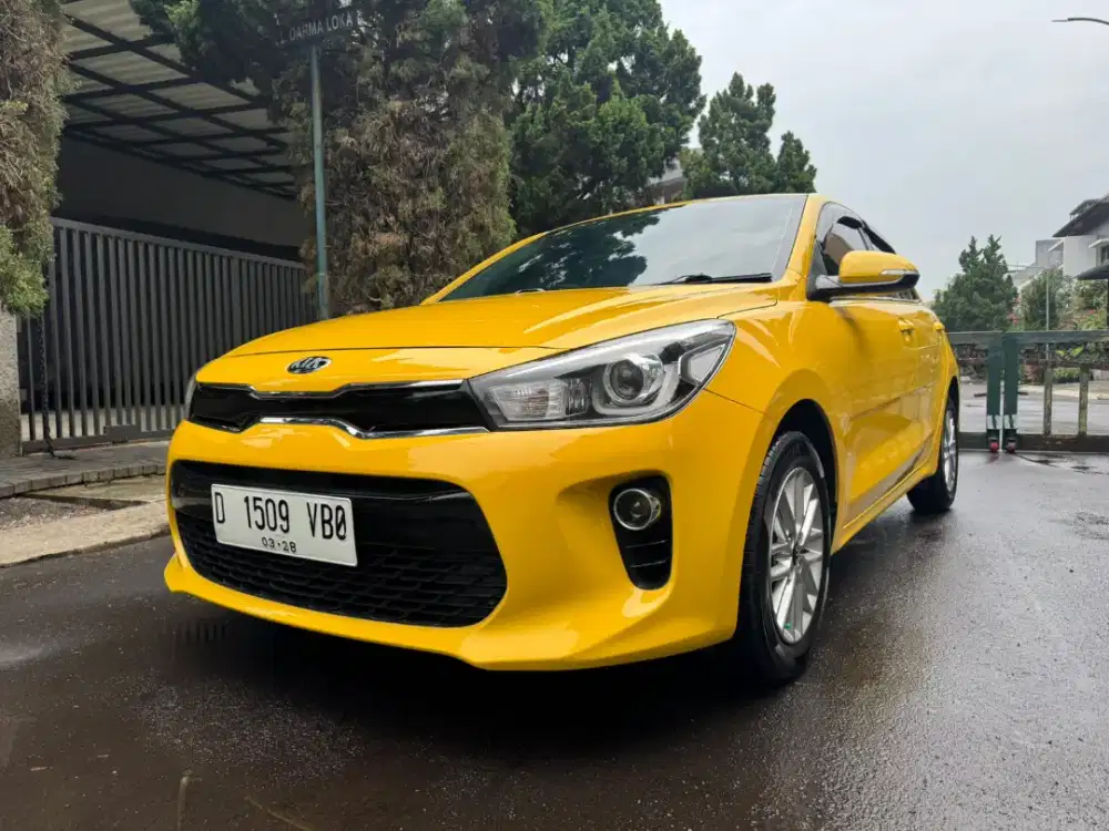 KM 68rb ANTIK Kia Rio Platinum Facelift Sunroof Yellow 2017