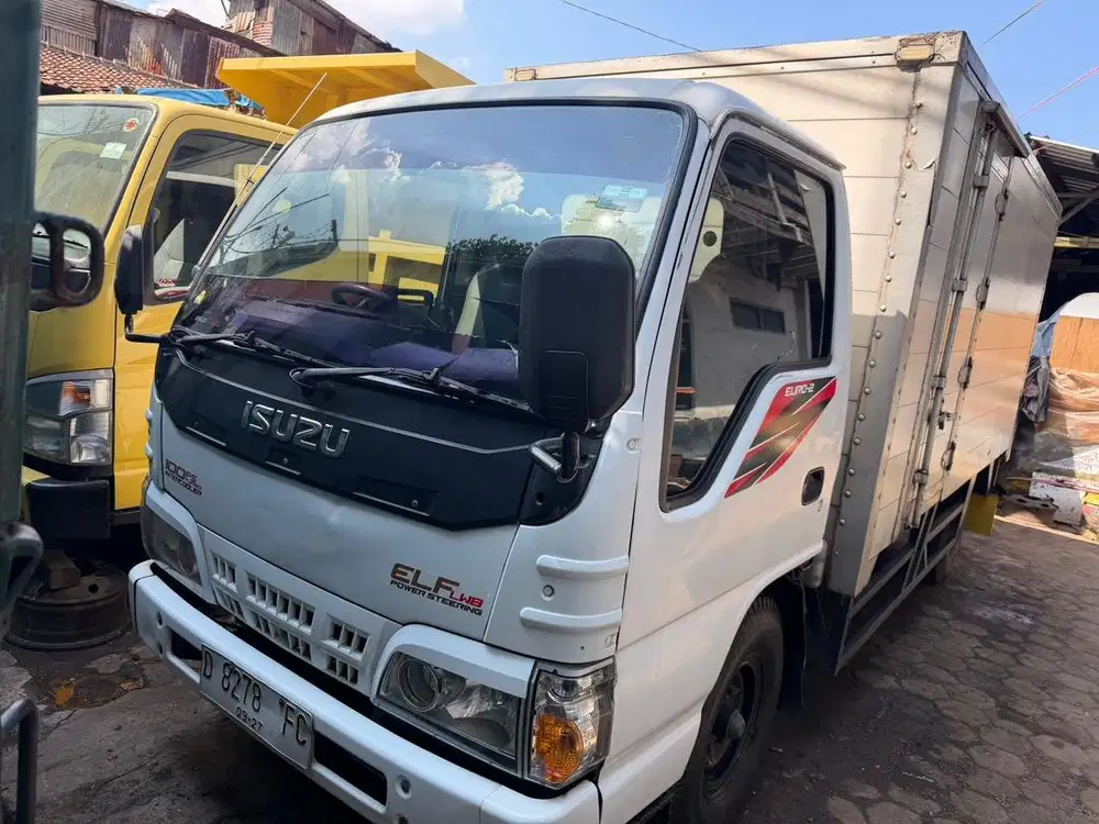 ISUZU ELF NKR 55 LWB BOX ALM 2017