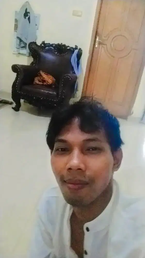 Mencari pekerjaan ijasah saya SMP umur 25thn