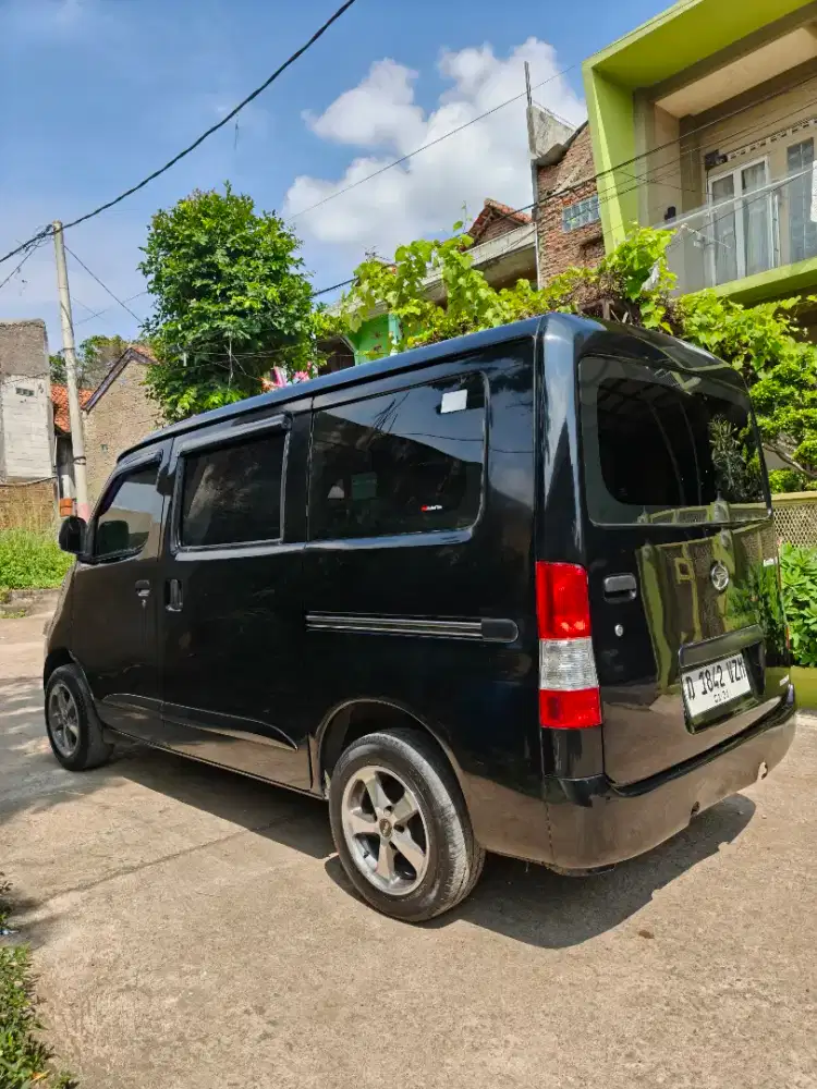 Granmax minibus D Mulus sekali, AC dingin, Velg Racing R16,jok kulit