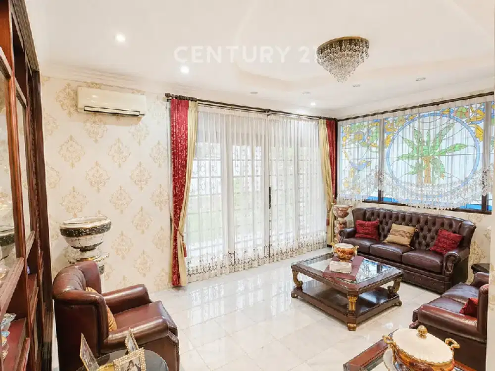 RUMAH BAGUS FURNISH SIAP HUNI DI REMPOA, CIPUTAT , TANGERANG SEL