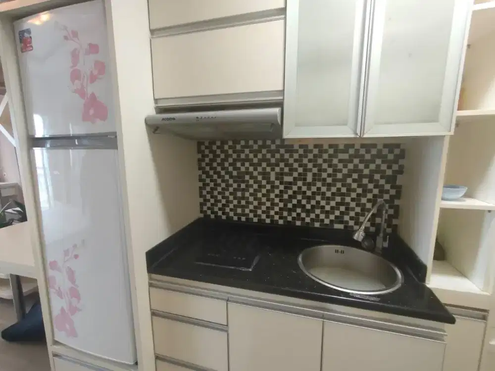 DiSewakan Apartemen Orchard Full Furnish Tinggal Bawa Koper Aja , pakuwon , surabaya barat