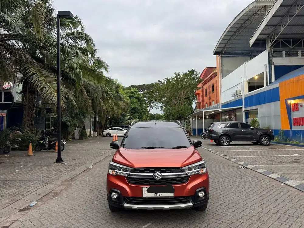 Suzuki XL7 1.5 Alpha 2022 Matic Orange Facelift Plat L