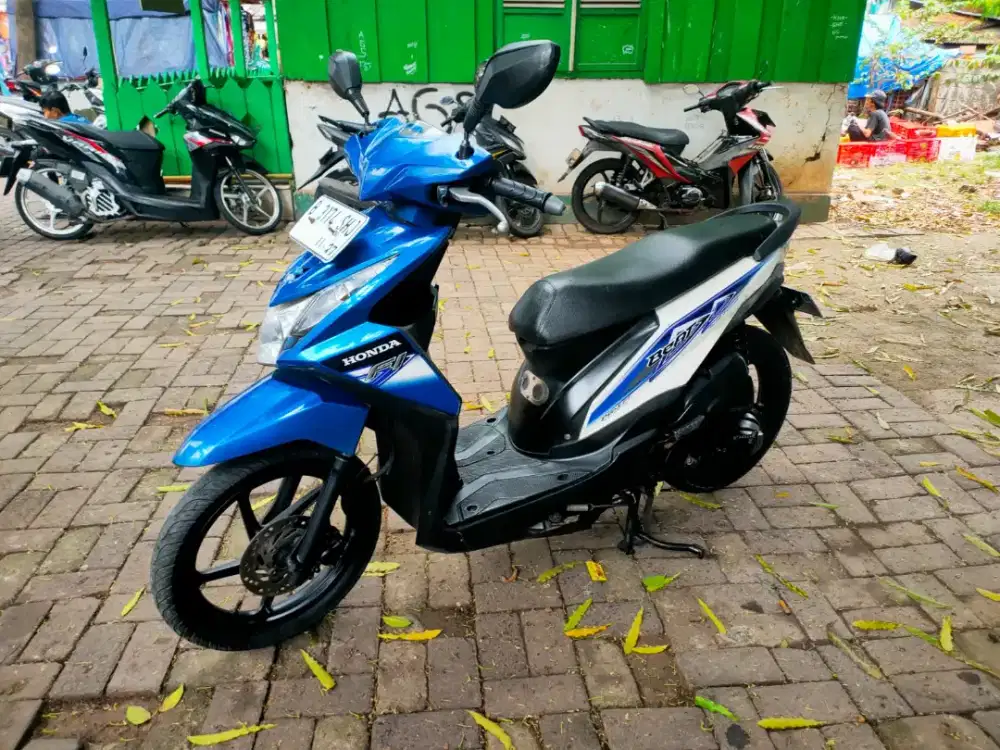 Honda Beat 110cc PGM-FI Tahun 2012