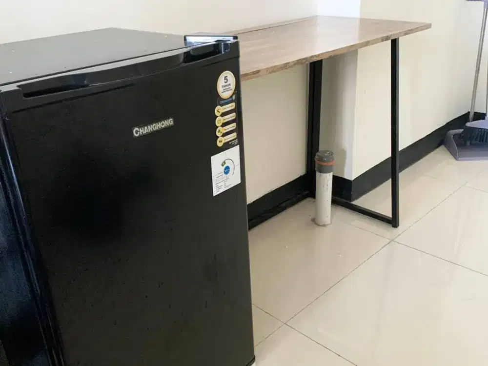 DISEWAKAN APARTEMEN AMOR PAKUWON CITY MALL LANTAI 30 FURNISH - NO KITCHEN