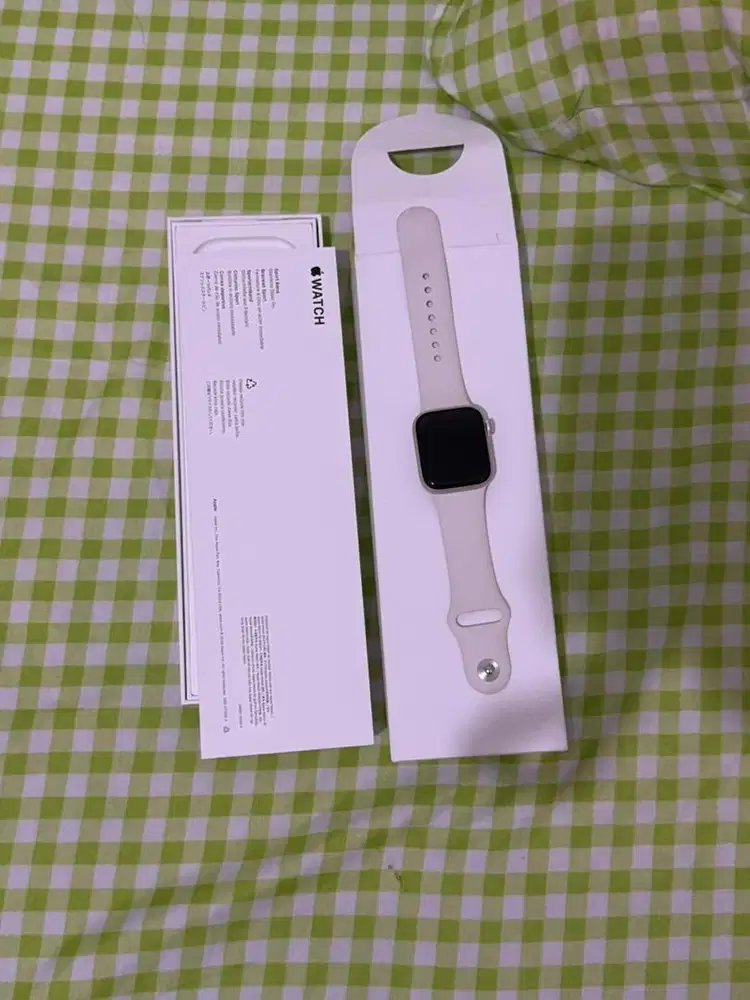 Apple Watch SE 3 GPS STARLIGHT