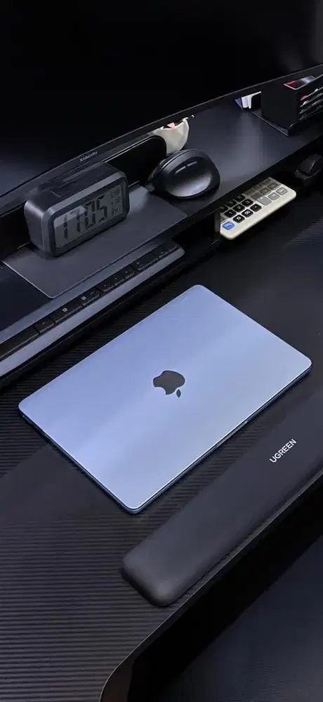 Macbook Air M4 Sky Blue