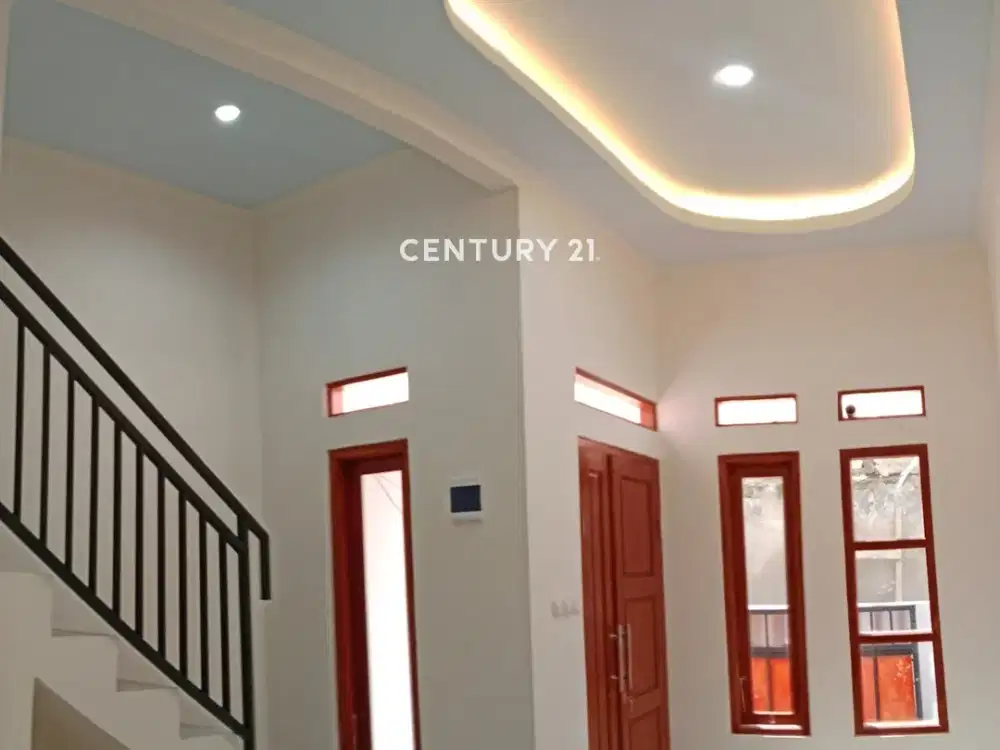 Rumah Harga 495 Juta Nego SHM 2KT Baru 2 Lantai Di Utan Kayu