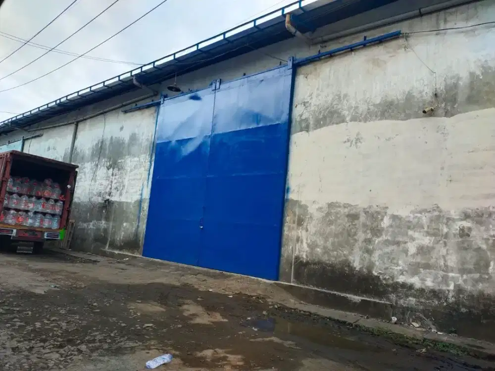 Gudang tanjungsari Luas tanah 350m² Listrik 4400watt  Hadap barat