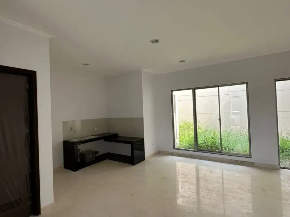 Rumah Golf Island PIK DISEWA Ukuran 8x20 Pine Ada AC dan Gorden