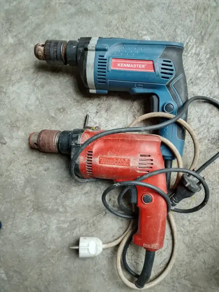 Dijual  bor listrik seken 2 unit merk makita  Dan Kenmaster.