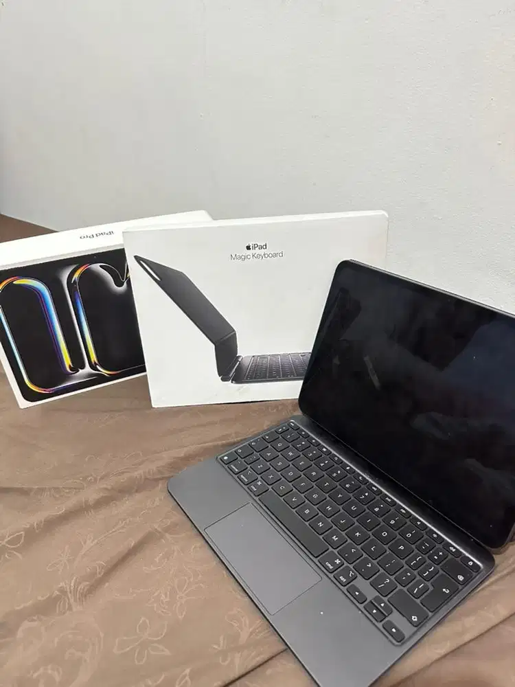 Best Combo Ipad Pro M4 11 inch + Magic Keyboard ex Ibox