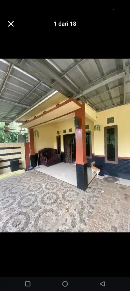 Rumah ini di jual murah jual butuh.. Harga 280  beserta isi nya