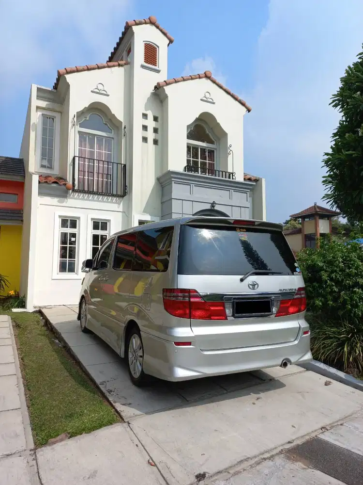 Lowongan Pria Helper Showroom Mobil Bekas