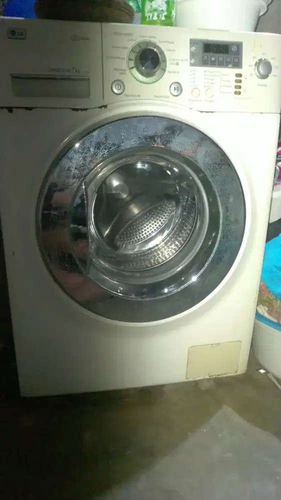Mesin cuci LG kapasitas 7 kg